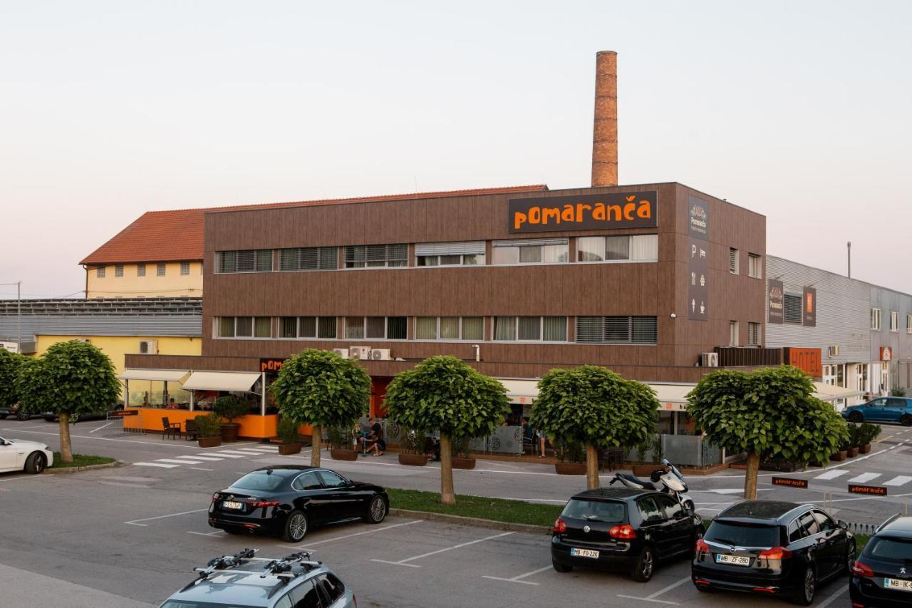 Hotel Pomaranca プトゥイ エクステリア 写真
