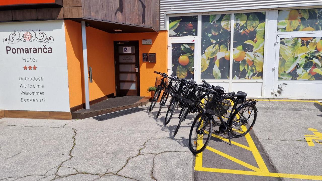 Hotel Pomaranca プトゥイ エクステリア 写真